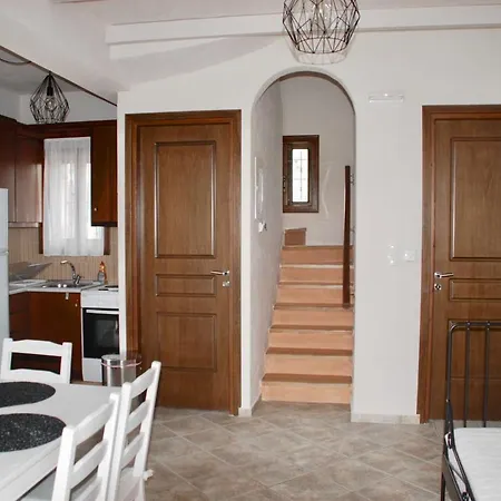 Panorama Villa's וילה Lévktron