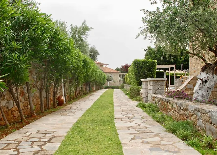 Panorama Villa's Villa Lévktron